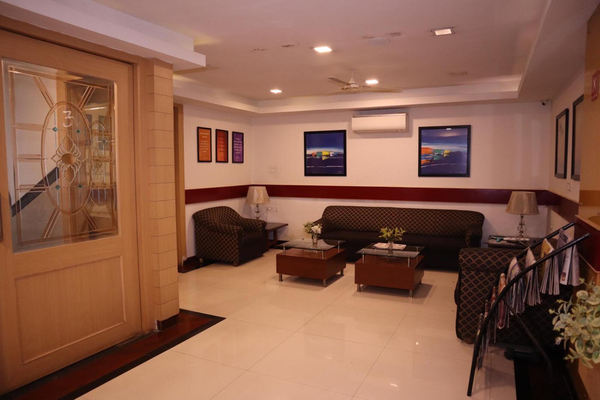 Sri Sai Ram Suites Bangalore Exterior photo