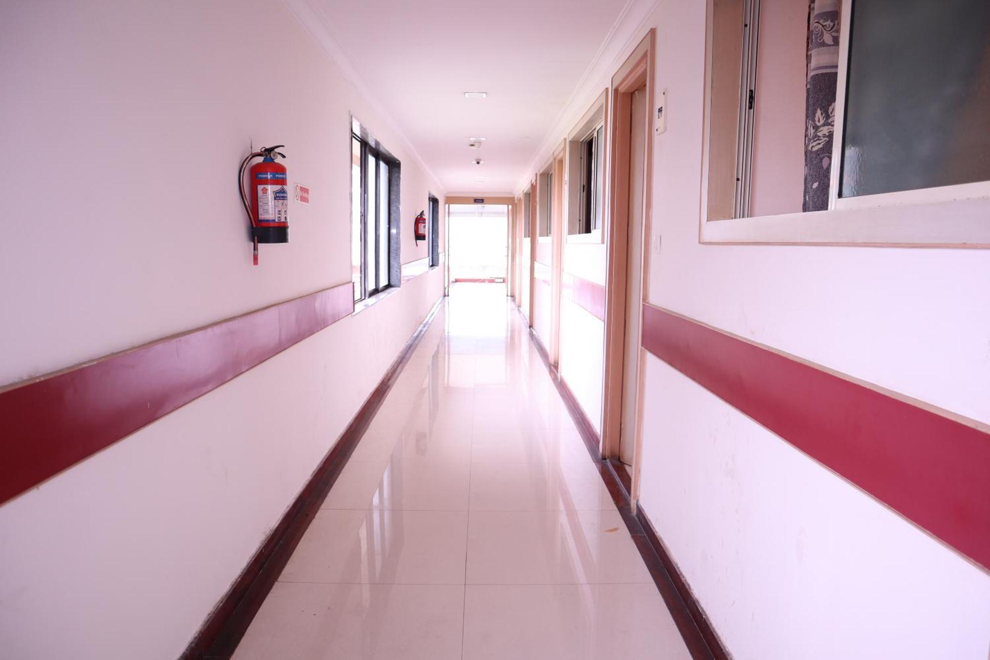 Sri Sai Ram Suites Bangalore Exterior photo