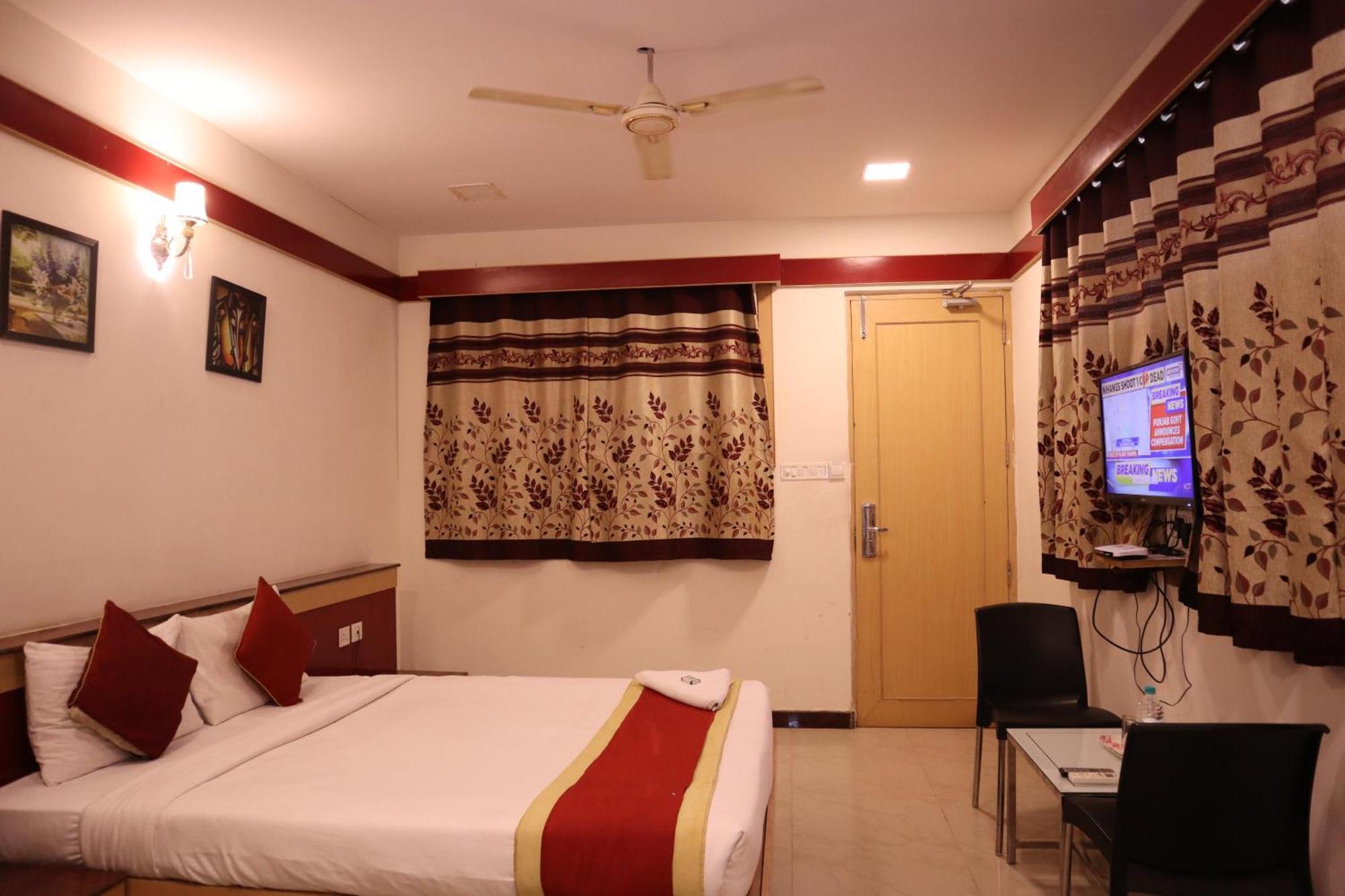Sri Sai Ram Suites Bangalore Exterior photo